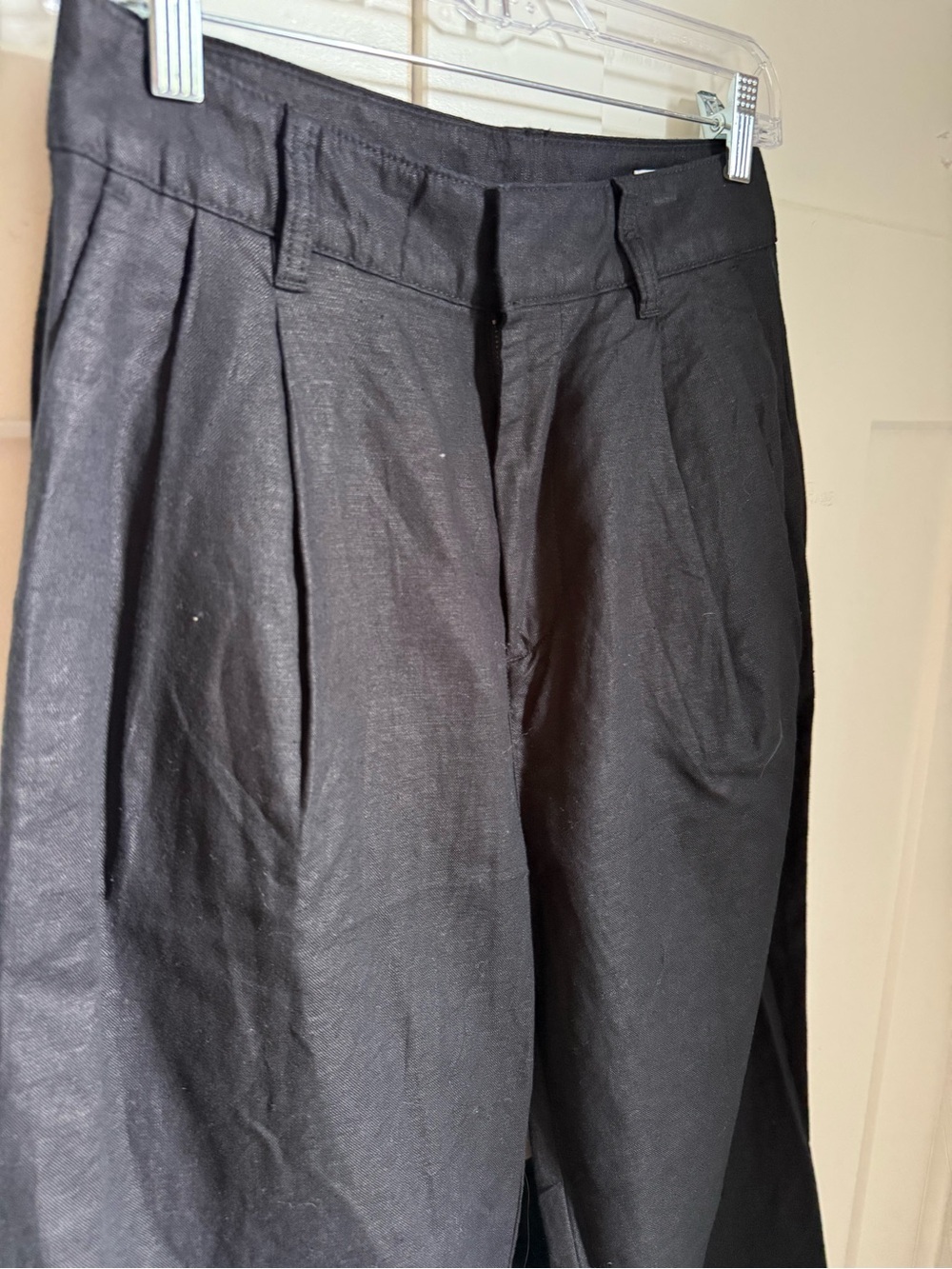 Like new Gap 365 High Rise Linen Blend Trousers in Black, size 4. - Picture 6 of 12